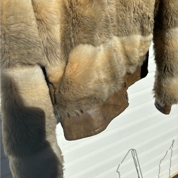 1970s Faux Fur Bomber Jacket - Picture 14 of 15